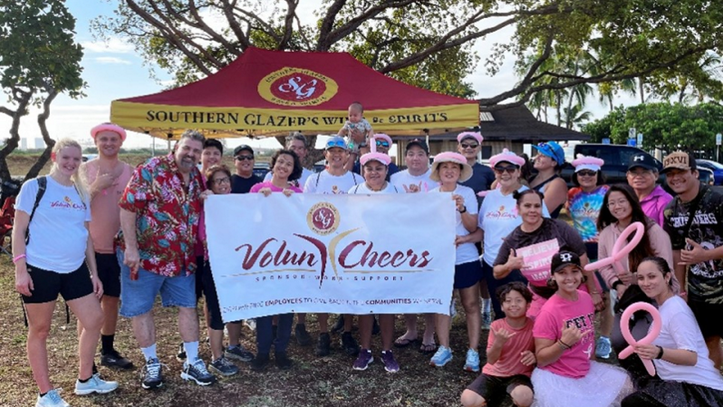 volunteers group photo