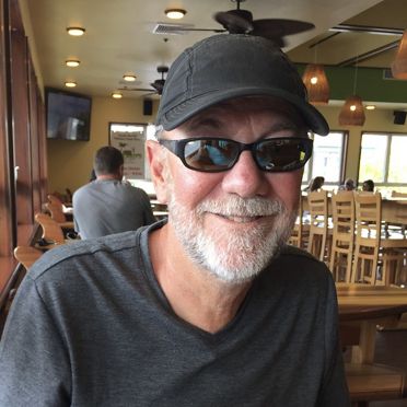 Headshot of Robert Hafey.